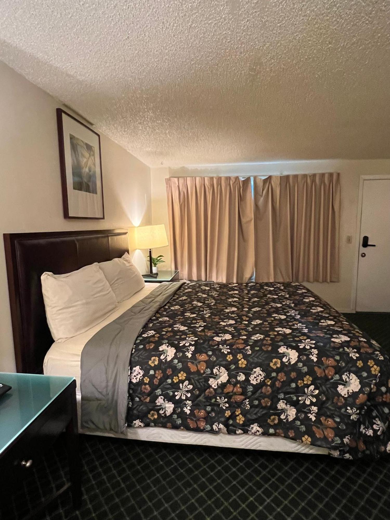 Columbus Motor Inn Сиэтл Номер фото